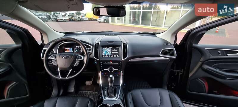 Внедорожник / Кроссовер Ford Edge 2016 в Ровно