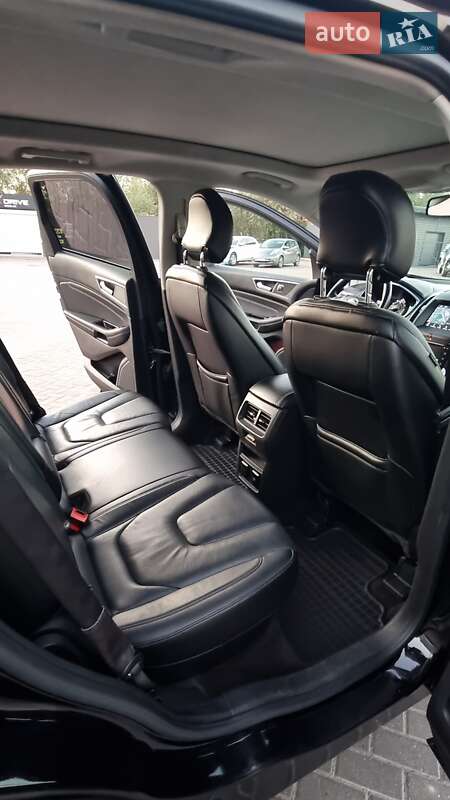 Внедорожник / Кроссовер Ford Edge 2016 в Ровно