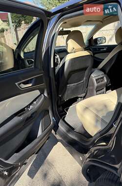 Внедорожник / Кроссовер Ford Edge 2015 в 