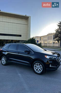 Внедорожник / Кроссовер Ford Edge 2022 в 