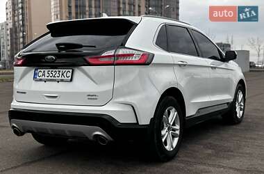 Позашляховик / Кросовер Ford Edge 2020 в 