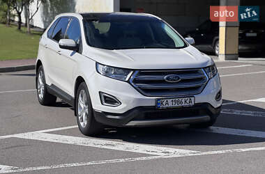 Позашляховик / Кросовер Ford Edge 2016 в 