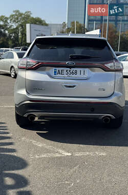 Внедорожник / Кроссовер Ford Edge 2016 в 