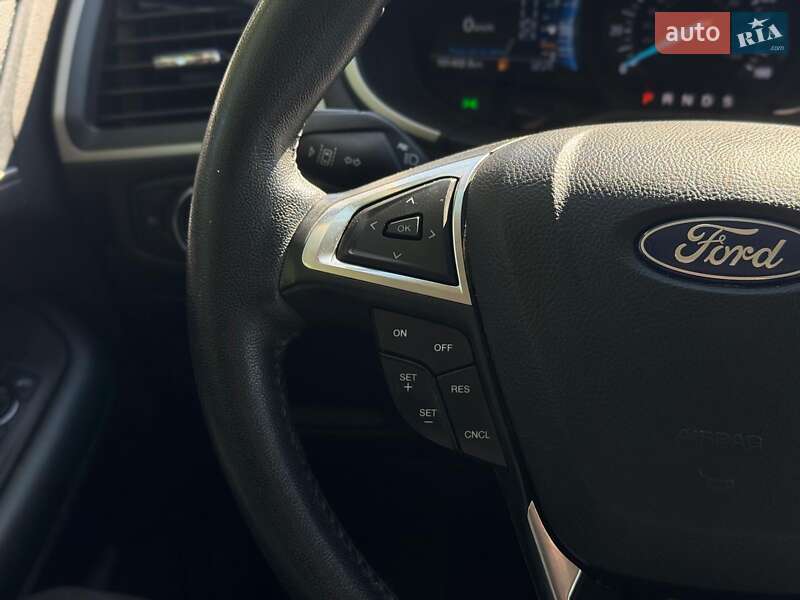 Позашляховик / Кросовер Ford Edge 2021 в Києві