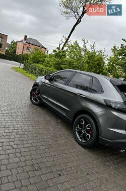 Внедорожник / Кроссовер Ford Edge 2018 в Городке