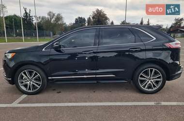 Внедорожник / Кроссовер Ford Edge 2019 в 