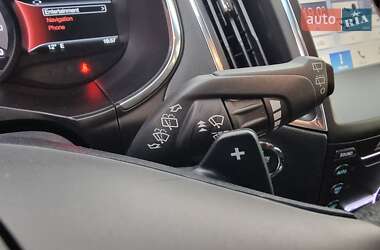 Внедорожник / Кроссовер Ford Edge 2019 в 