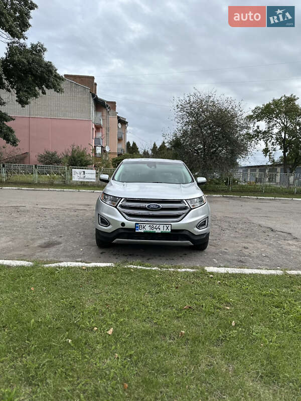 Позашляховик / Кросовер Ford Edge 2018 в Березному
