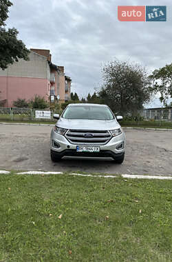 Внедорожник / Кроссовер Ford Edge 2018 в 