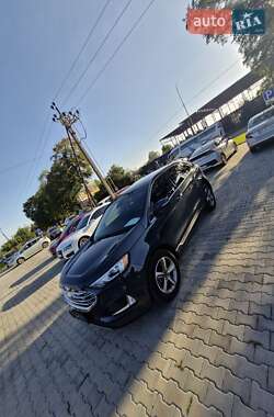 Позашляховик / Кросовер Ford Edge 2019 в 