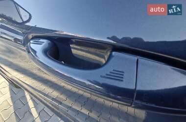 Позашляховик / Кросовер Ford Edge 2019 в 