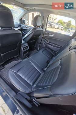 Позашляховик / Кросовер Ford Edge 2019 в 