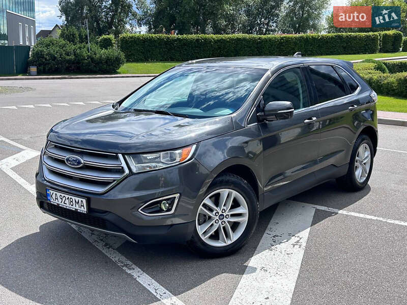 Внедорожник / Кроссовер Ford Edge 2018 в 