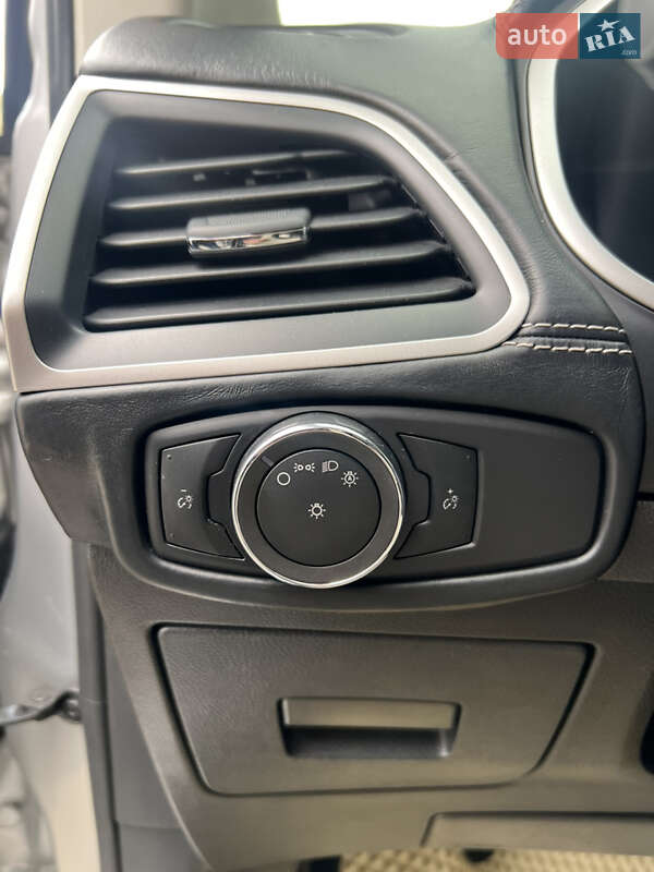 Позашляховик / Кросовер Ford Edge 2015 в Білій Церкві