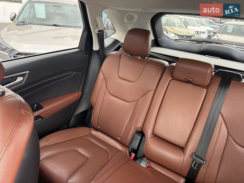 Позашляховик / Кросовер Ford Edge 2016 в Миколаєві