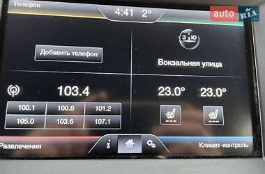 Внедорожник / Кроссовер Ford Edge 2017 в 