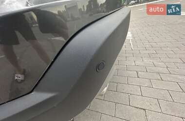 Внедорожник / Кроссовер Ford Edge 2019 в 