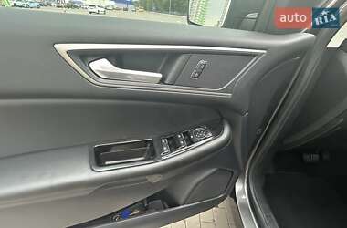 Внедорожник / Кроссовер Ford Edge 2019 в 