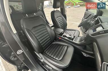 Внедорожник / Кроссовер Ford Edge 2019 в 
