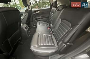 Внедорожник / Кроссовер Ford Edge 2019 в 