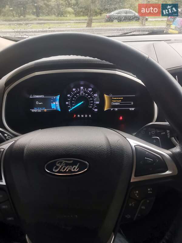 Внедорожник / Кроссовер Ford Edge 2018 в Хмельницком