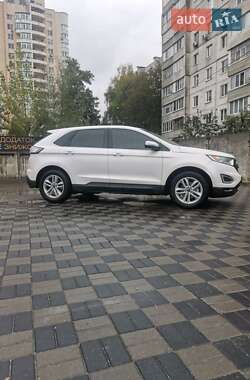 Позашляховик / Кросовер Ford Edge 2018 в 
