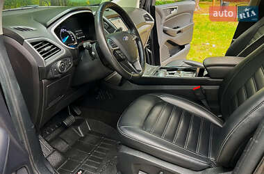Позашляховик / Кросовер Ford Edge 2020 в 
