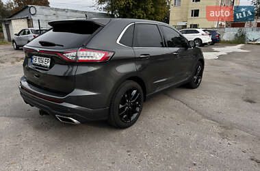 Позашляховик / Кросовер Ford Edge 2015 в 