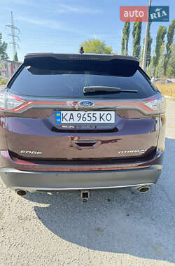 Позашляховик / Кросовер Ford Edge 2018 в 