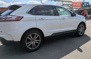 Внедорожник / Кроссовер Ford Edge 2019 в 