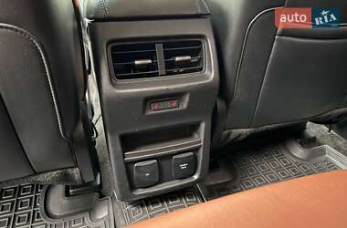 Внедорожник / Кроссовер Ford Edge 2016 в 