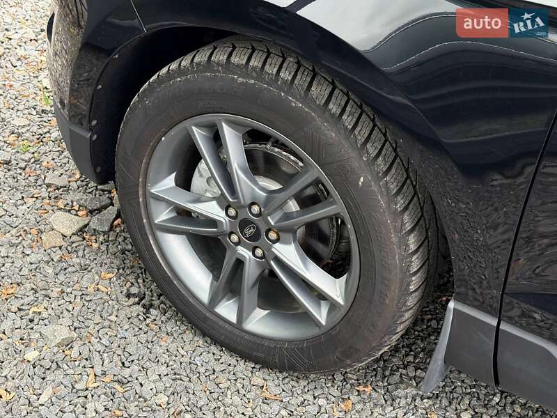 Внедорожник / Кроссовер Ford Edge 2016 в Хмельницком