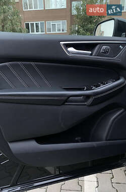 Внедорожник / Кроссовер Ford Edge 2019 в 
