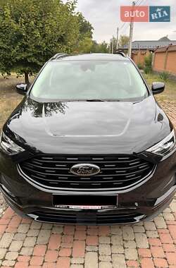 Внедорожник / Кроссовер Ford Edge 2022 в 