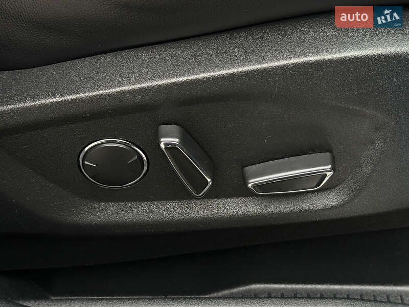 Внедорожник / Кроссовер Ford Edge 2018 в Дрогобыче фото 45 Внедорожник / Кроссовер Ford Edge 2018 в Дрогобыче