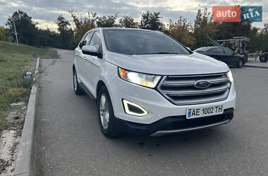 Внедорожник / Кроссовер Ford Edge 2015 в 