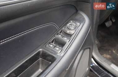 Внедорожник / Кроссовер Ford Edge 2018 в 
