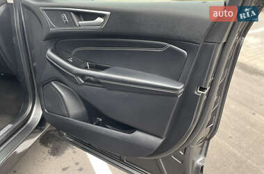 Внедорожник / Кроссовер Ford Edge 2018 в 