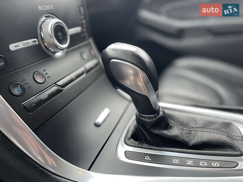 Внедорожник / Кроссовер Ford Edge 2018 в Киеве