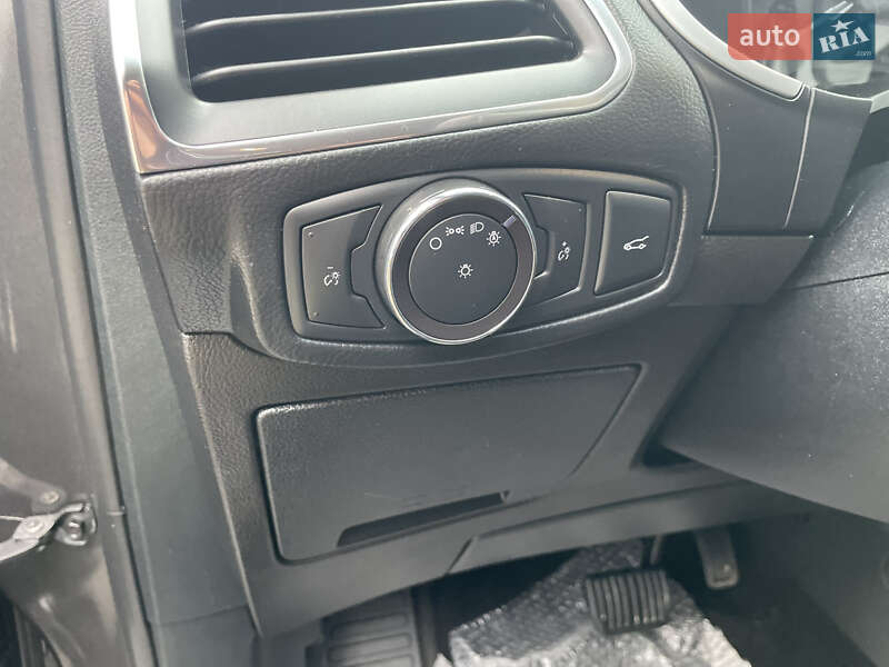 Внедорожник / Кроссовер Ford Edge 2018 в Киеве