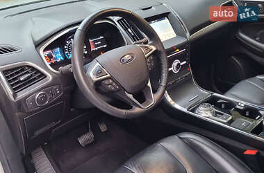 Внедорожник / Кроссовер Ford Edge 2019 в 