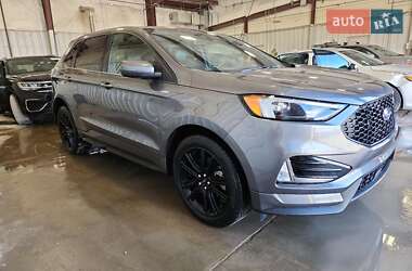 Позашляховик / Кросовер Ford Edge 2022 в 
