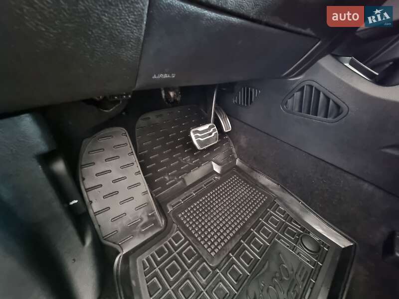Внедорожник / Кроссовер Ford Edge 2021 в Чернигове