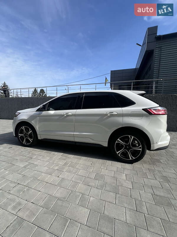 Внедорожник / Кроссовер Ford Edge 2020 в Луцке