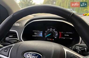 Внедорожник / Кроссовер Ford Edge 2017 в 