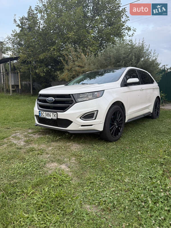 Позашляховик / Кросовер Ford Edge 2016 в Івано-Франківську