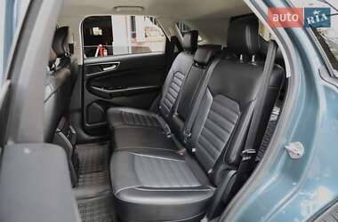 Внедорожник / Кроссовер Ford Edge 2016 в 