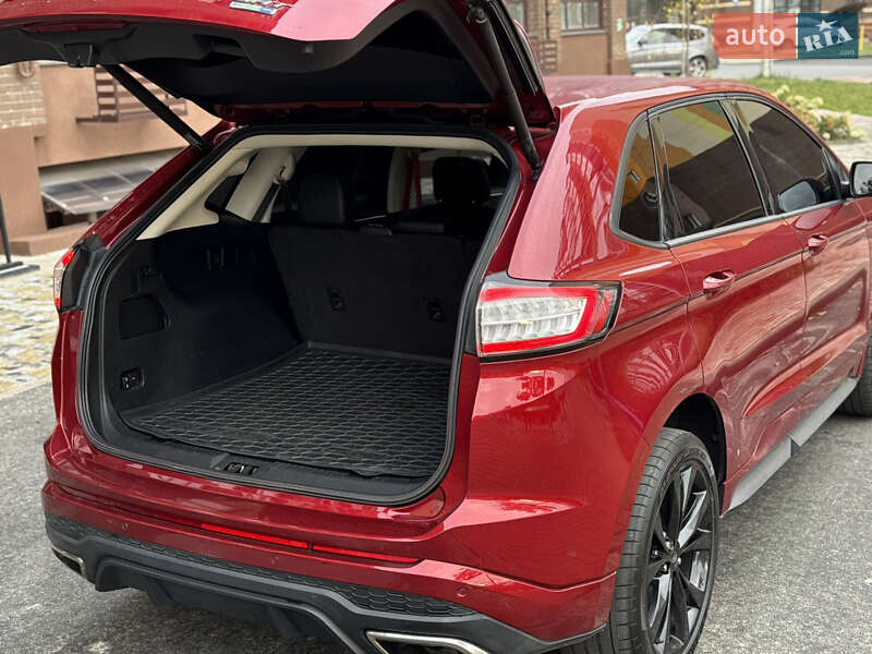 Позашляховик / Кросовер Ford Edge 2016 в Чернігові