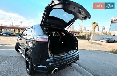 Внедорожник / Кроссовер Ford Edge 2021 в 
