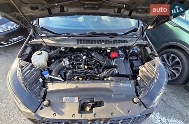 Внедорожник / Кроссовер Ford Edge 2021 в 